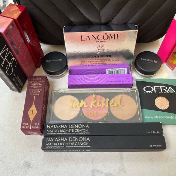 Brand New Makeup Bundle with NWT Victoria Secret Makeup Bag - Picture 4 of 12